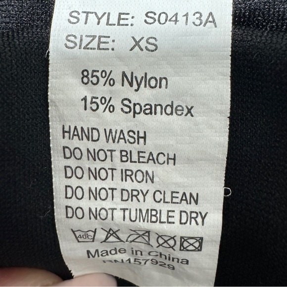 Stylish One Piece Bathing Suit - Picture 4 of 4